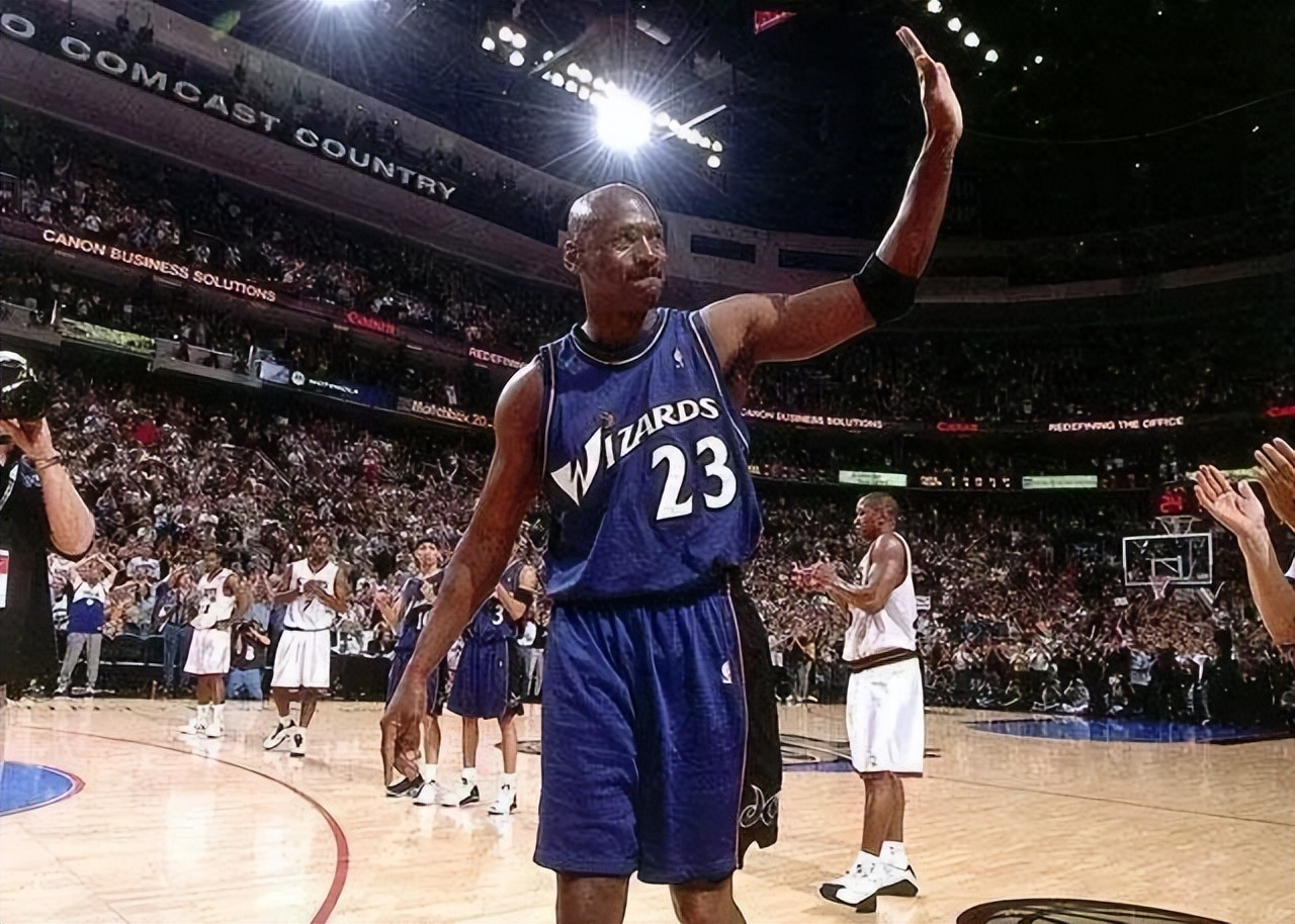 nba人有哪些（生涯一直被视为球队核心有几位球员？NBA仅4人做到 现役詹姆斯上榜）