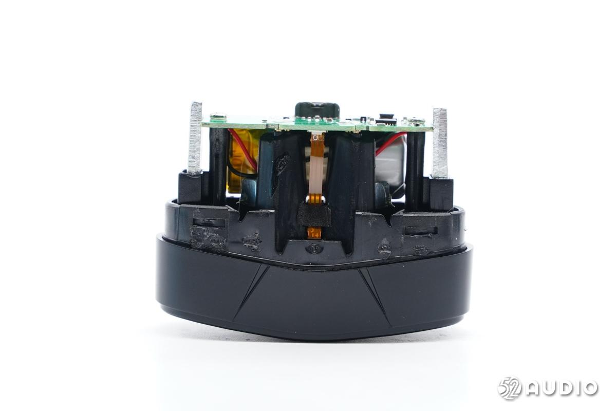 聯(lián)想LP6耳機(jī)拆解報告，機(jī)甲風(fēng)格設(shè)計(jì)，支持藍(lán)牙5.3