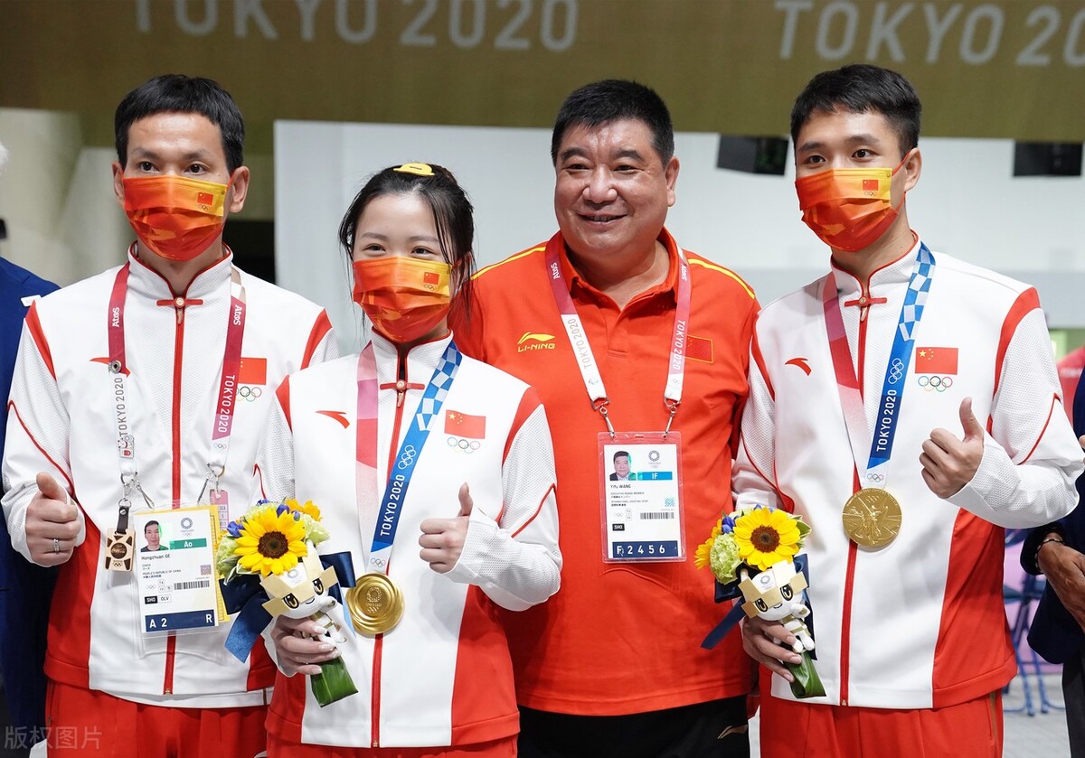 东京奥运会00后冠军有哪些(她是奥运冠军，也是清华学子，这个“00后”女孩就是杨倩)