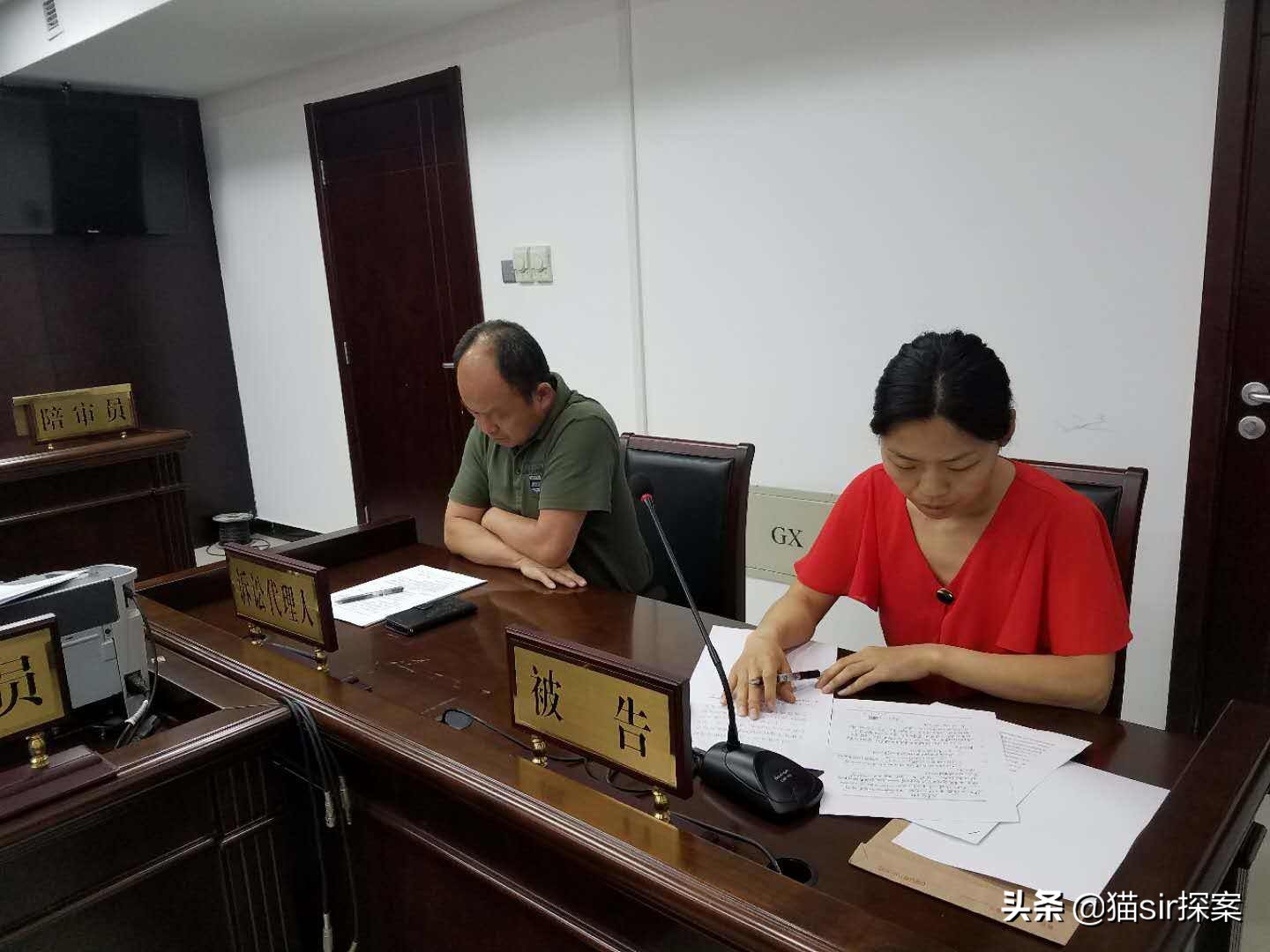 女子照顾瘫痪哥哥20年，侄女独吞遗产，法官：人间大爱不应受委屈