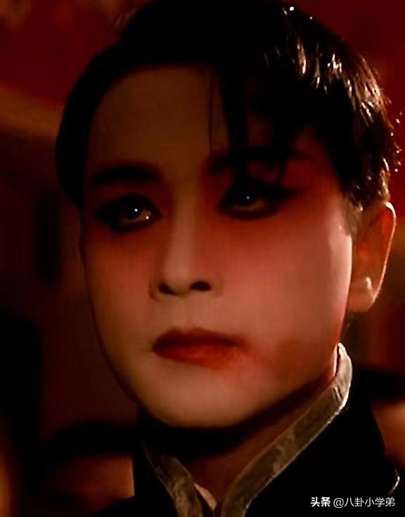 明明长着一张相似的脸，一个洋气一个“土气”，颜值差距太大了