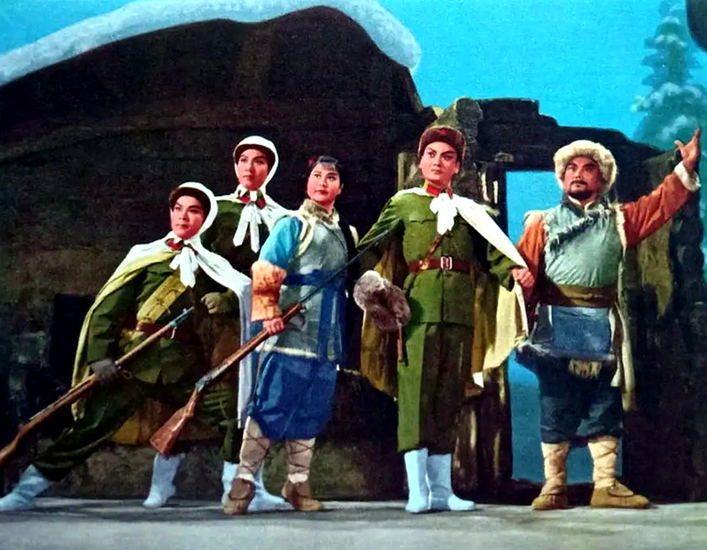 样板戏《智取威虎山》，8位演员3位去世，1位无消息，4位健在