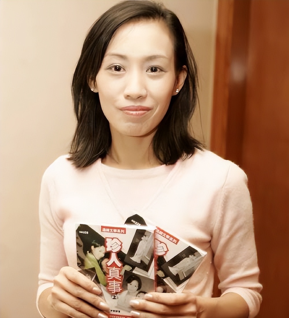 "蜜桃玉女"李丽珍,从学生情人到动作女神,她的人生活色生香