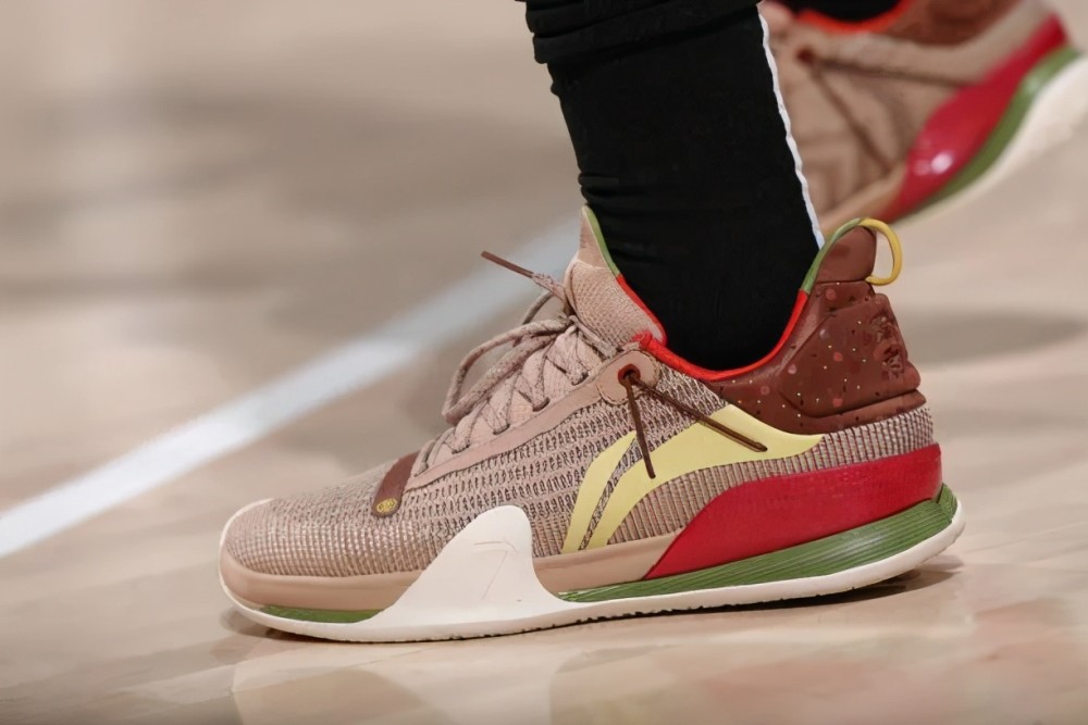 cba闪击8为什么召回（闪击8代断底被召回，休闲鞋被质疑抄袭，李宁又翻车了么？）