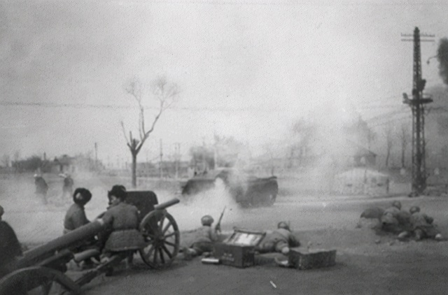 北平城内，两个营的兵力为什么突然叛变？目标竟是毛主席