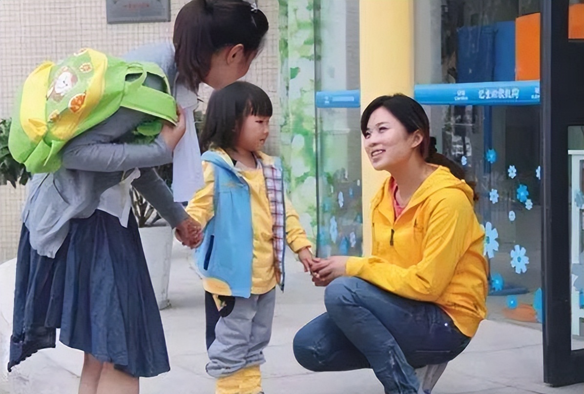 幼儿园迎来消息，2022年秋季或将颁布新规，不少家庭舒了一口气