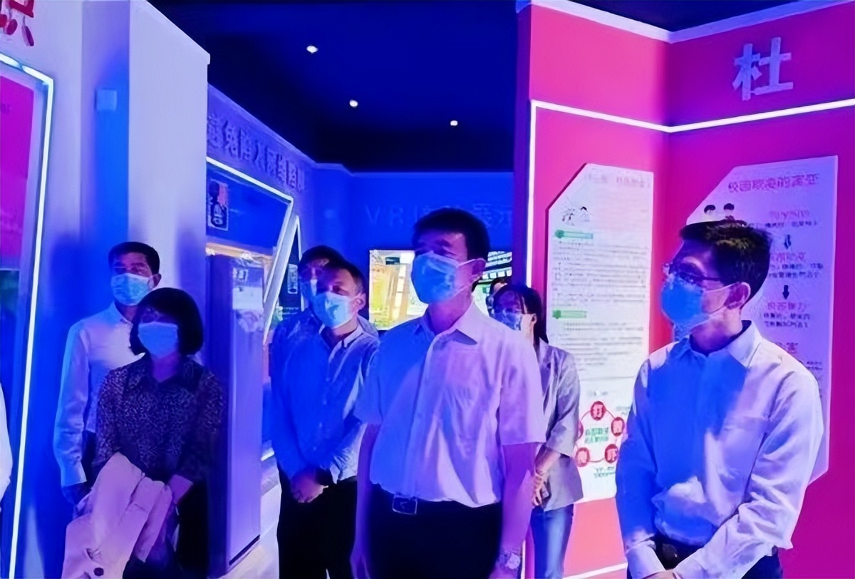 安康市科协到汉滨区学校调研青少年科普教育开展情况
