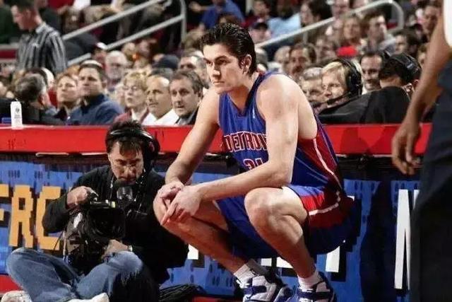 nba有哪些人躺赢冠军（哪些球员进NBA第一年就拿到了总冠军？谁靠个人实力谁是躺赢？）