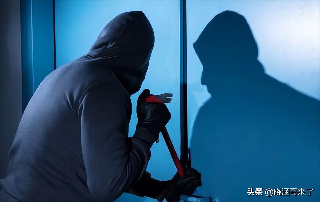 2003年高考泄密案，有人偷出试卷，全国紧急换卷，坑了一代考生