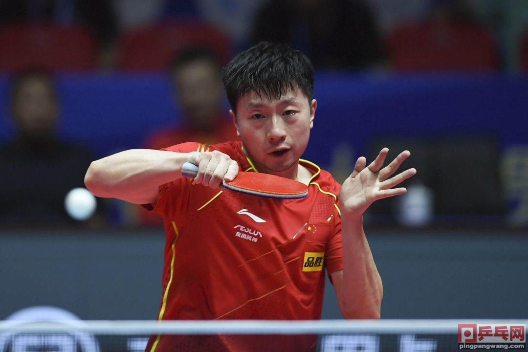 西蒙高茨许昕(许昕13年风雨兼程,直板在夹缝中生存,收获荣誉与尊重)