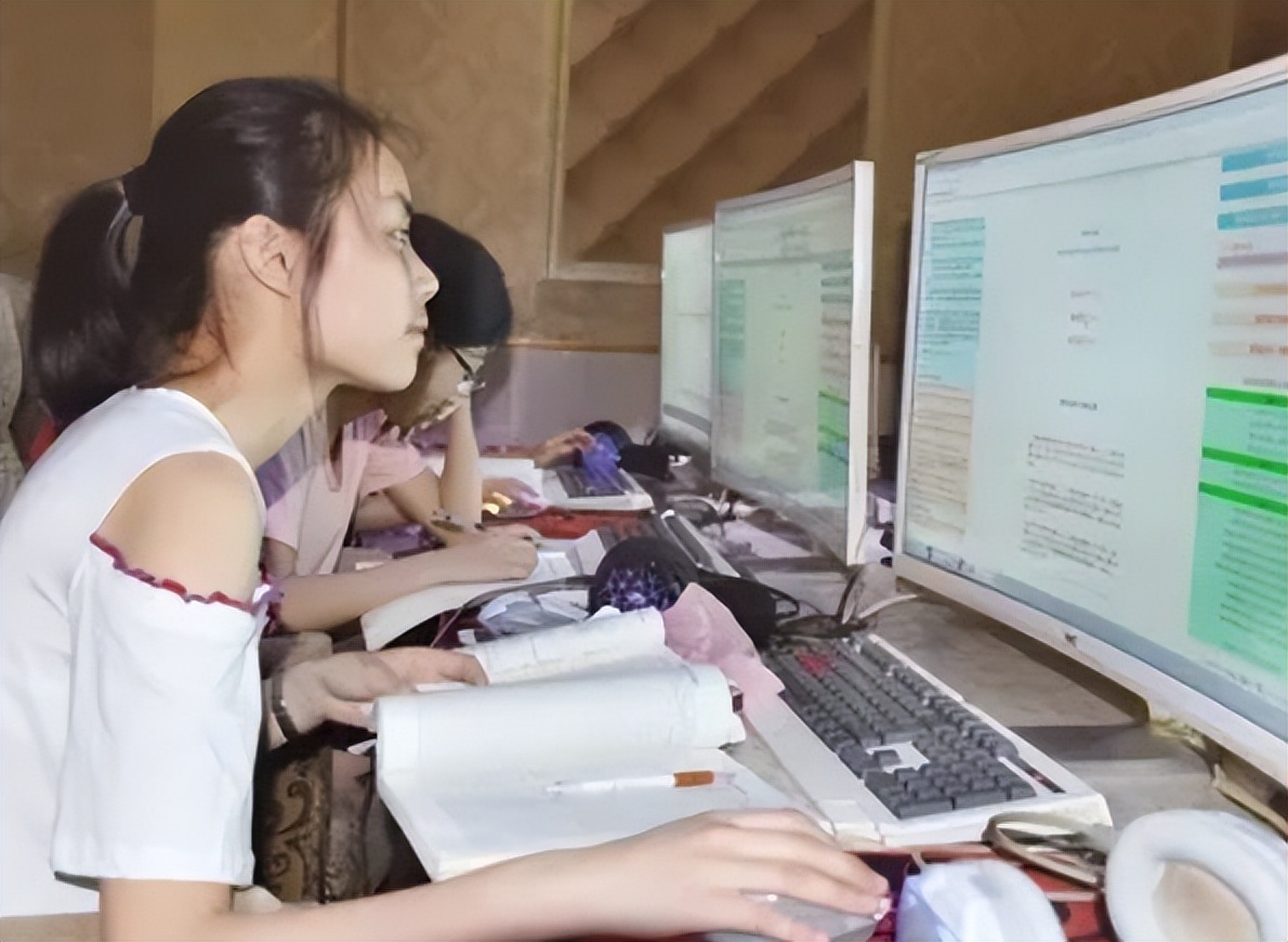 大学生免费帮亲戚填报志愿，568分考上211高校，等来的却不是感谢