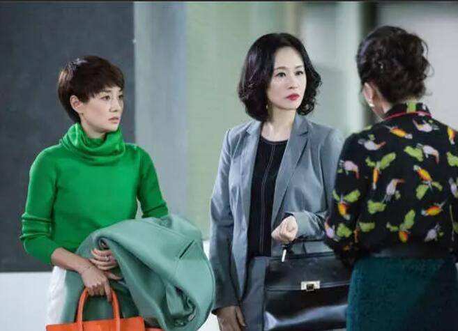 9位“妈妈专业户”：天生一张养尊处优脸，自带贵气，演不了穷人