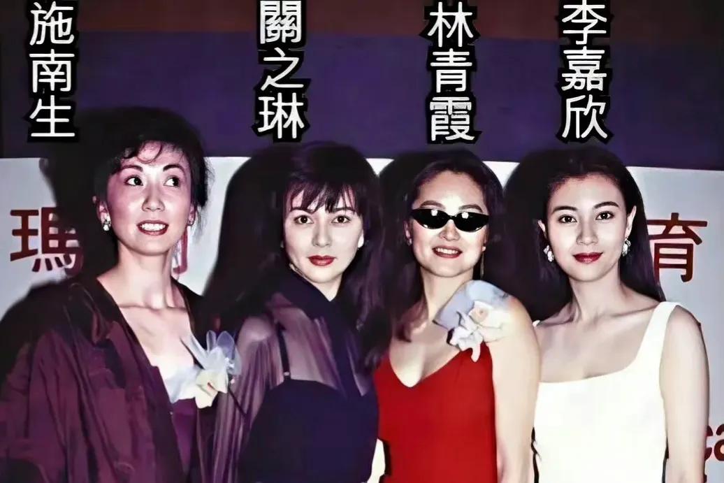 大光明盘发也能艳压群芳，这些“梳平专业户”，个个骨相好气质佳