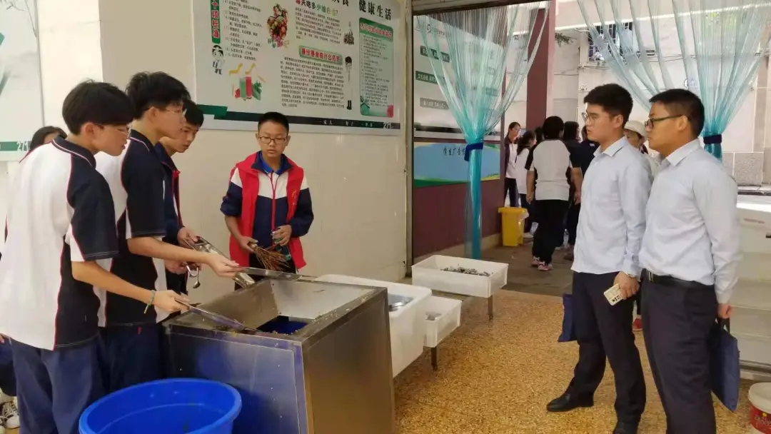 271教育丨有一种爱,叫“陪你吃饭”