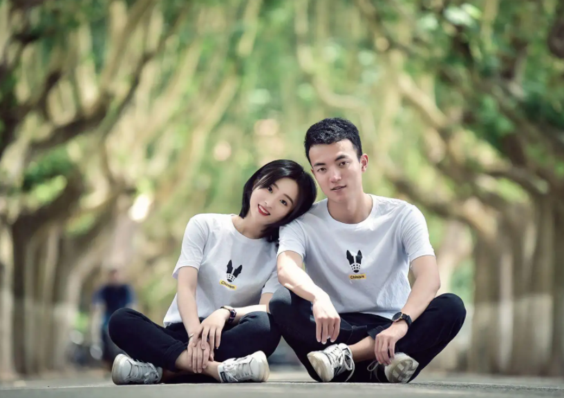 “她很好，但我不会娶她”，大学生分享恋爱经历，评论区两极分化