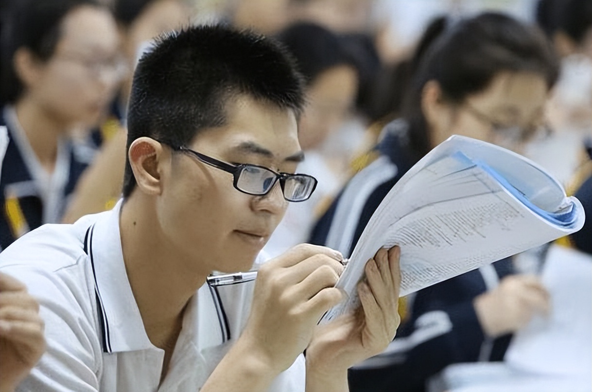 高考数学题蒙题技巧_高考数学12题蒙题技巧知乎_高考数学12题蒙题技巧