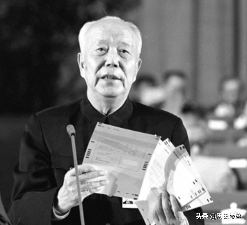 73年北京饭店扩建，汪东兴发现大问题及时上报，周总理：立刻停工