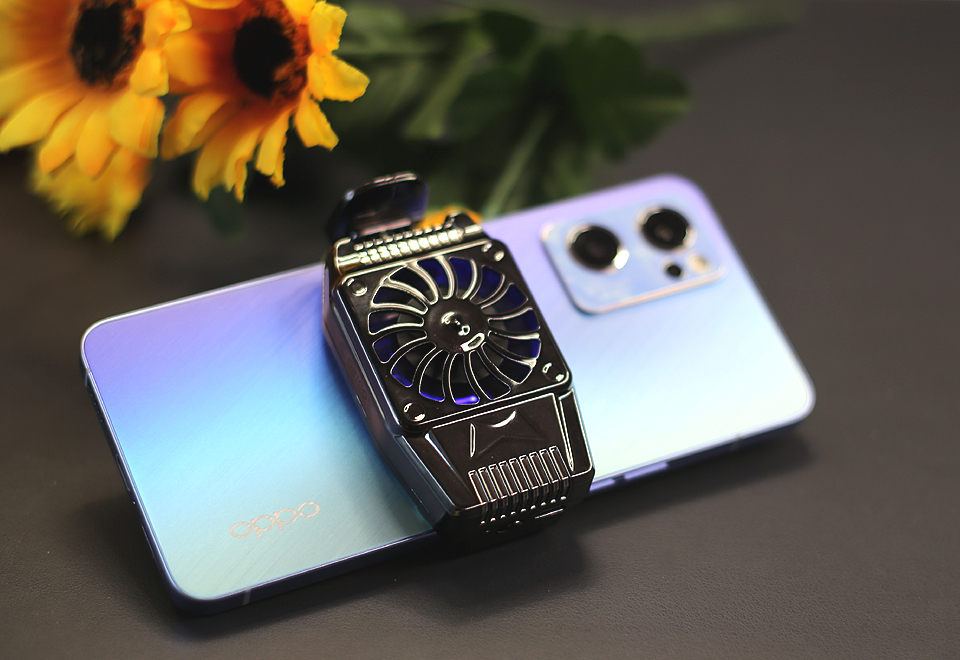 亲民定位，降温便携，奥睿科手机散热背夹