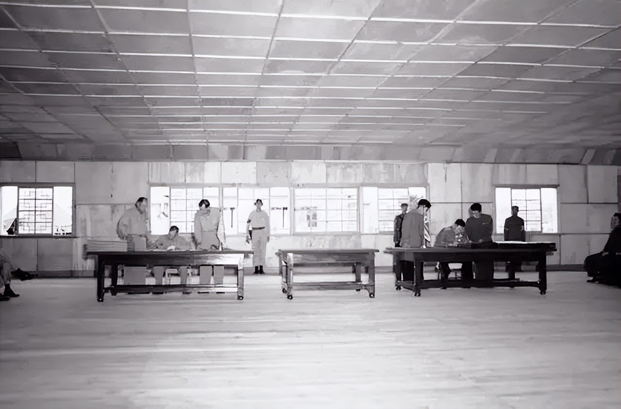 �͸���������̣�˹�������о����ϻ���3���ʣ�����˵��һ�λ�