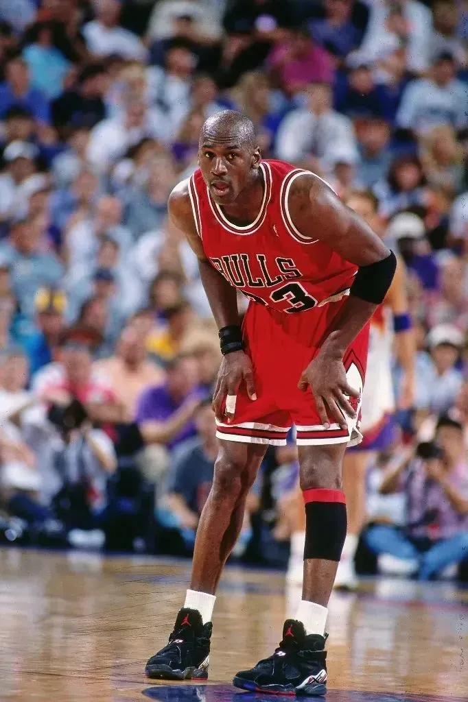 nba的代表球員有哪些（美媒評(píng)選NBA歷史排名前十球員，科比落選）