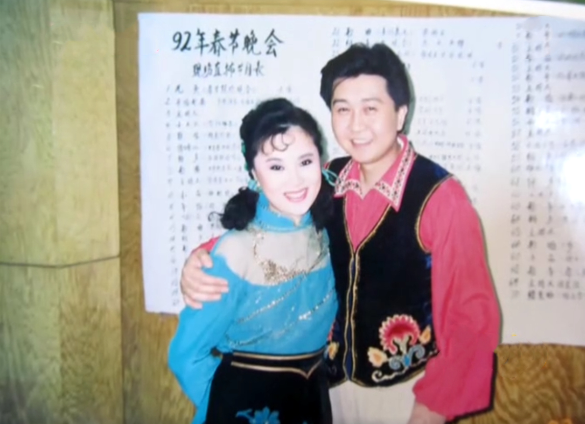 25年过去了，凭《知心爱人》走红的付笛声，和任静怎么样了？