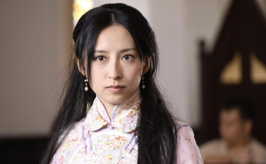 而与姚子羚私交甚好的龚嘉欣,曾经因为拿姚子羚的感情事做是非人情