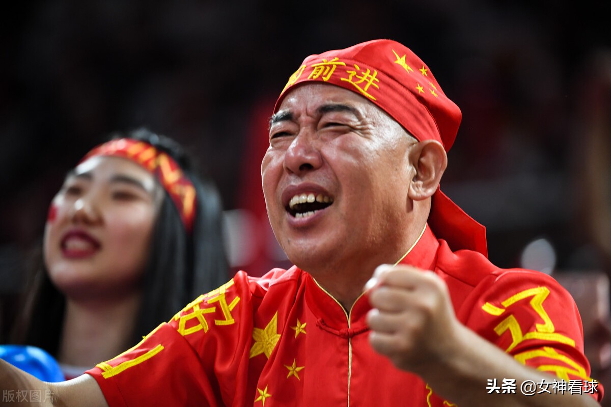 中国足球多会能进世界杯(中国男足打进世界杯的两种途径，这不是开玩笑，完全可行)