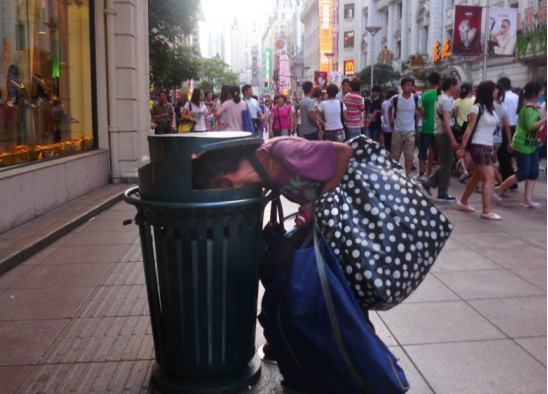 2007年一女大学生失踪，父母卖房找遍全国，12年后被民警意外发现