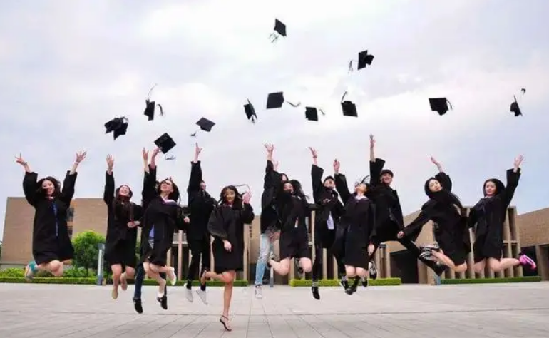 为什么要上大学？这几个区别真实又无奈，希望考生不要为此后悔