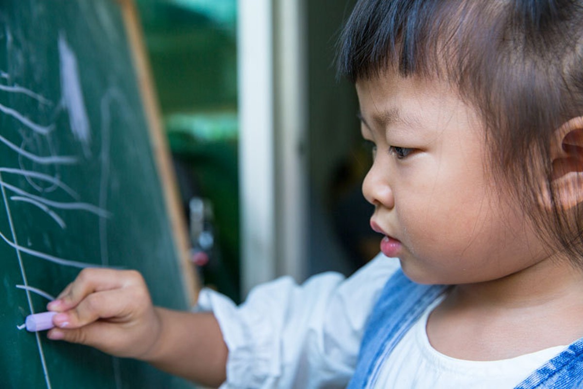 都说第一个出生的娃更聪明，那为啥有“老二聪明老大呆”的说法？