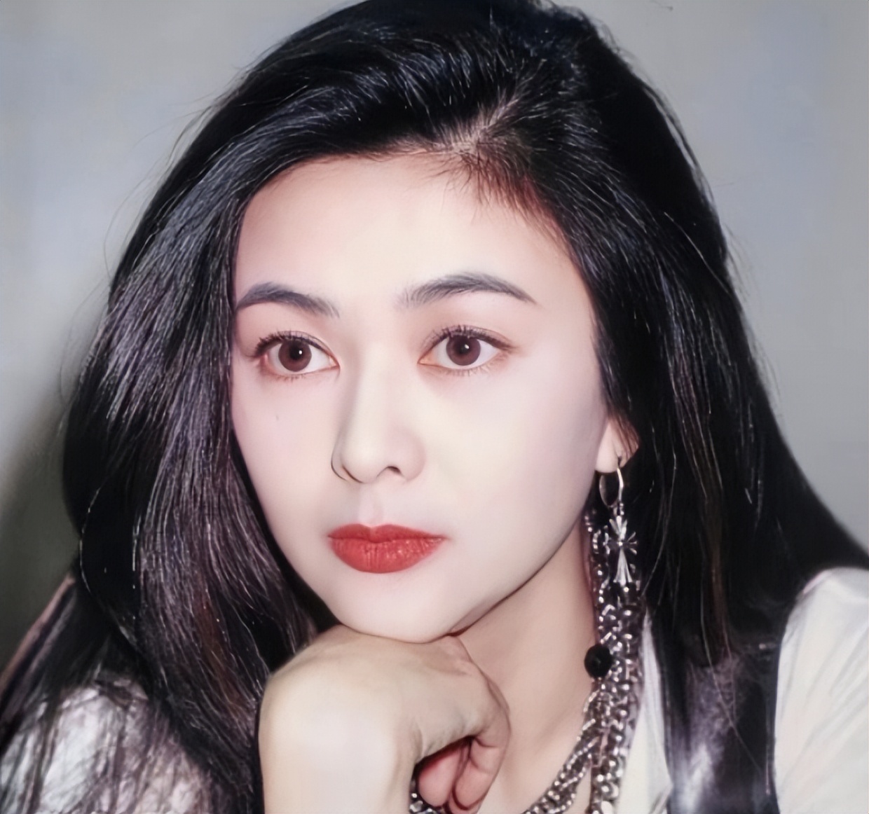 关之琳:背了那么多年高尔夫球的黑锅,终于被刘銮雄给澄清了