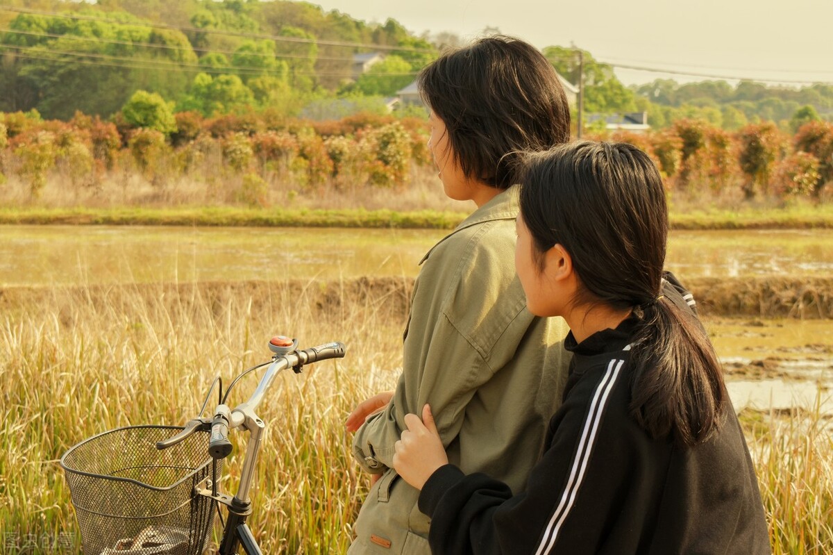 怀念过去的文章(岁月流逝文案)