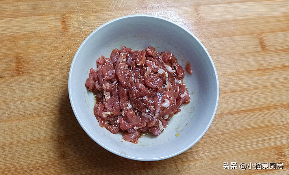 图片[5]-【芹菜豆干炒肉】做法步骤图 在家也能吃到饭店味 开胃又下饭-起舞食谱网