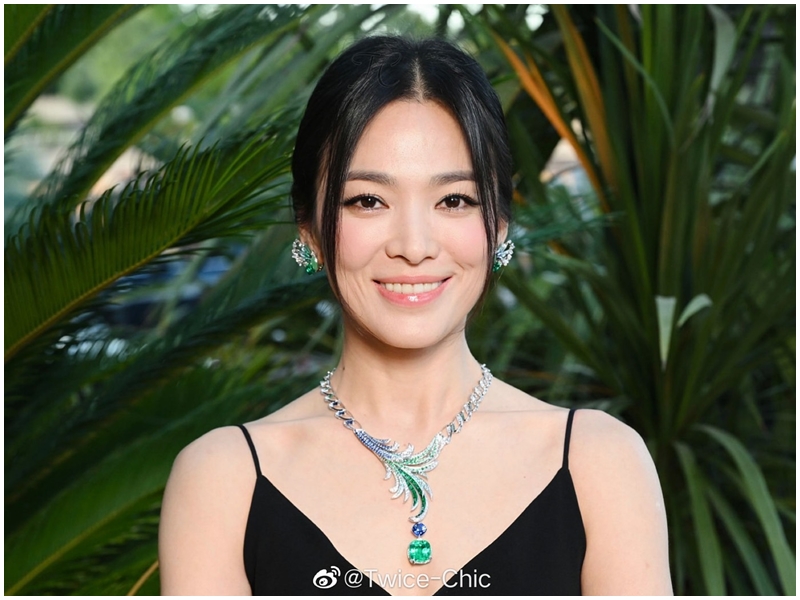 45岁金喜善、40岁宋慧乔真面目曝光！网友：女神也老了