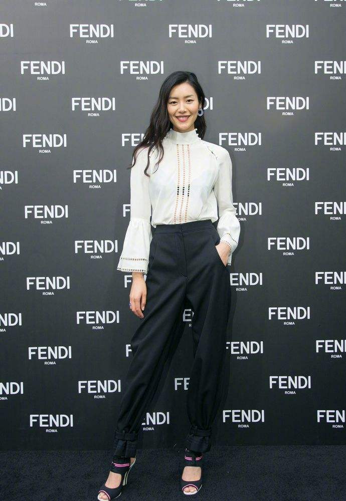 身高超175的11位女星,个个"鹤立鸡群",根本不需要谎报身高