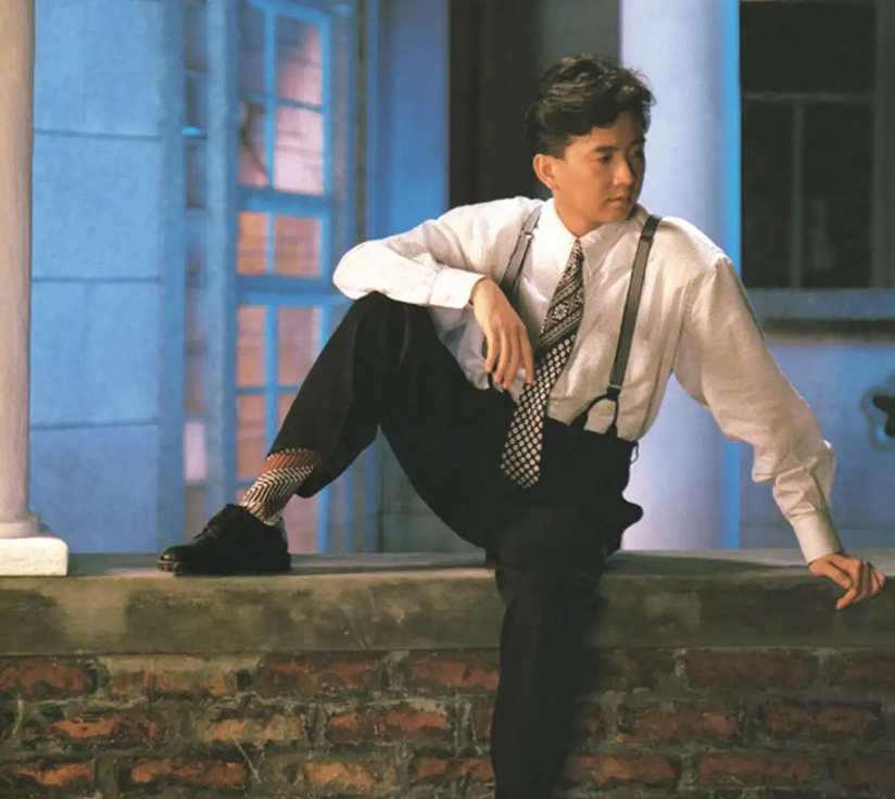 一首歌一个故事 李国祥伦永亮情深款款合唱励志歌曲《总有你鼓励》