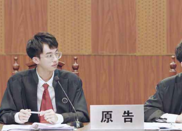 你选错了吗？毕业多年才明白，公务员和律师差得不是一点半点