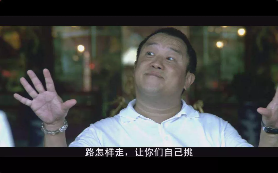 知名导演公然非礼女明星，现场照片曝光：这个人，究竟有多无耻？