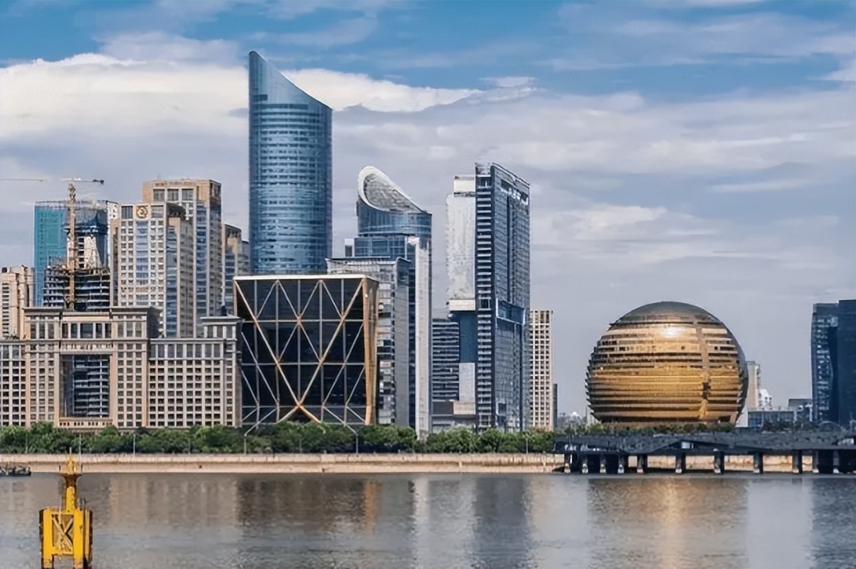 没有人知道他们的工资是多少（我国各省平均工资发布，西藏非私营单位排第三，毕业生感到很意外）