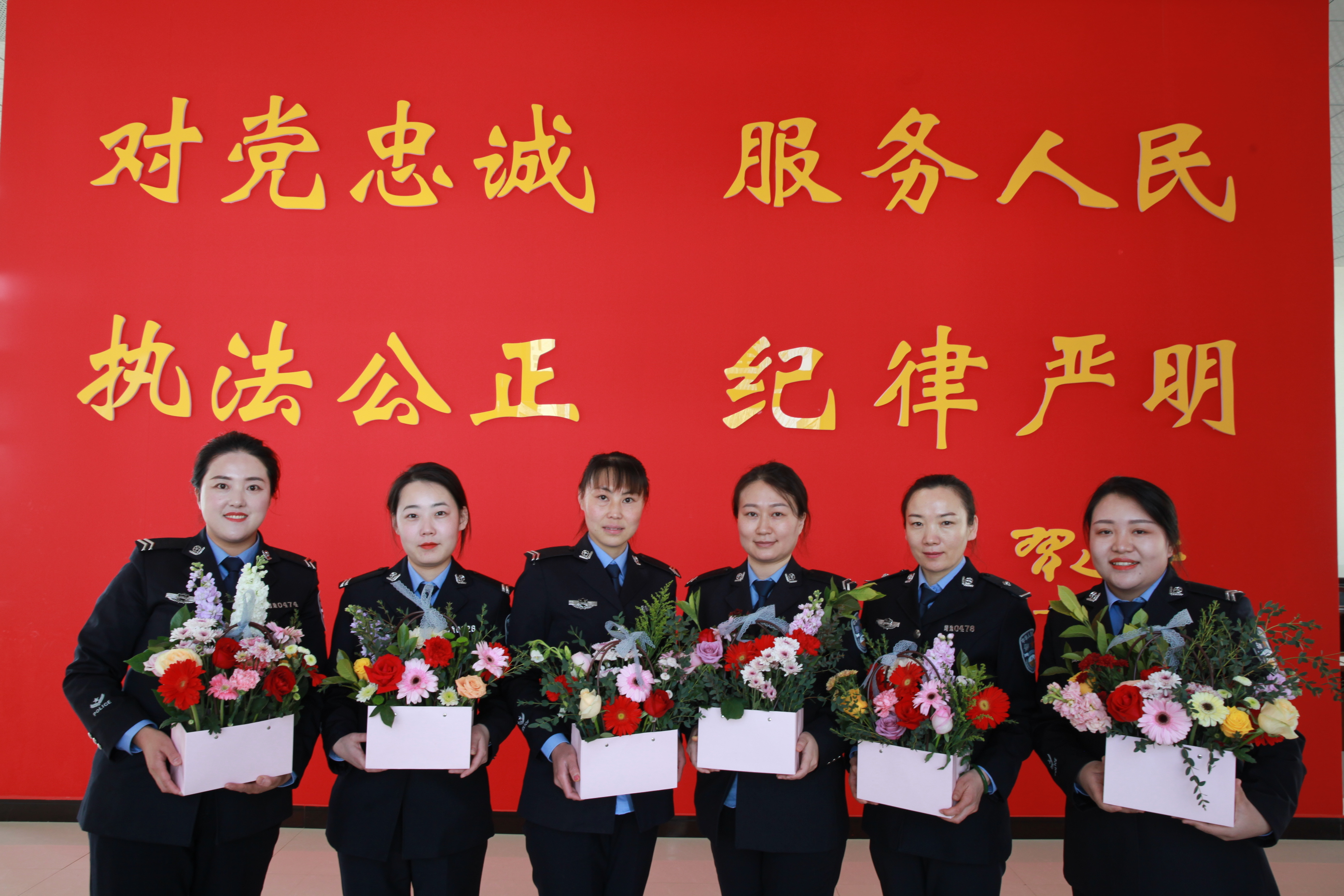 铿锵警花印初心 灼灼芳华绽警营——靖边县公安局开展庆祝“三八”妇女节系列活动