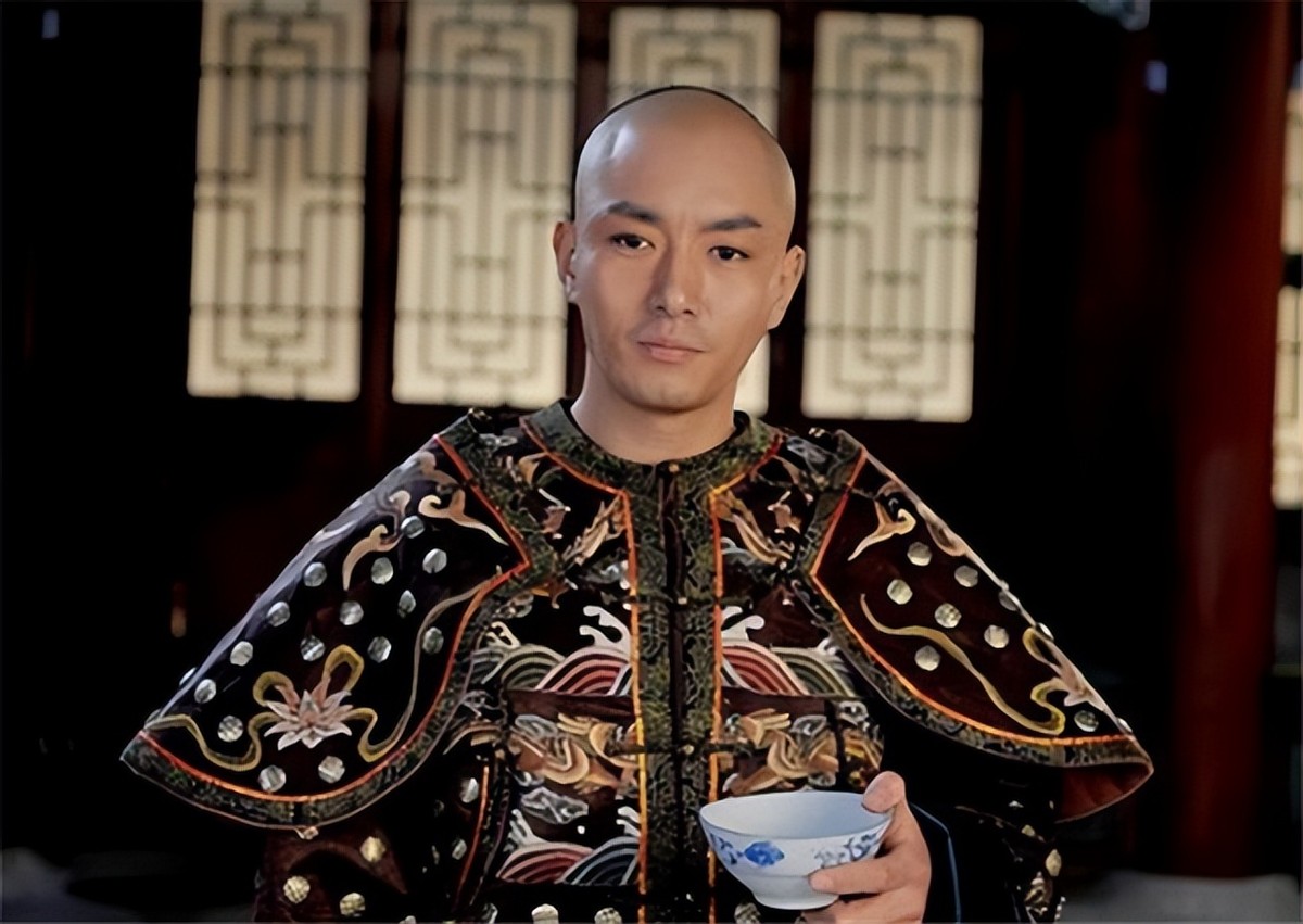 甄嬛传果郡王 果郡王扮演者毁容-思宇生活