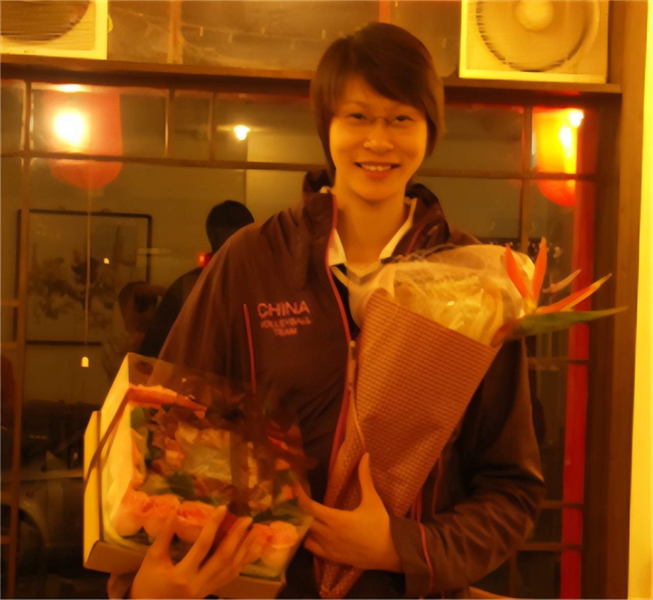 女排“第一美女”赵蕊蕊,退役后转身成著名科幻作家,41岁仍单身