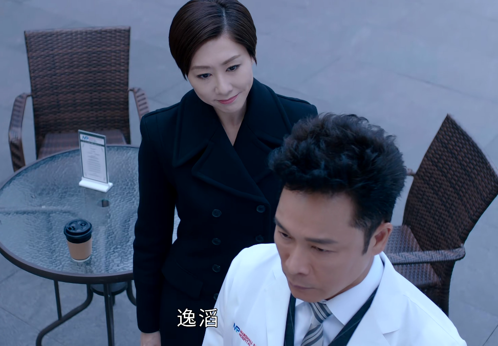 上线1天，就拿榜单冠军，郭晋安一出手，终于有一部港味大剧了