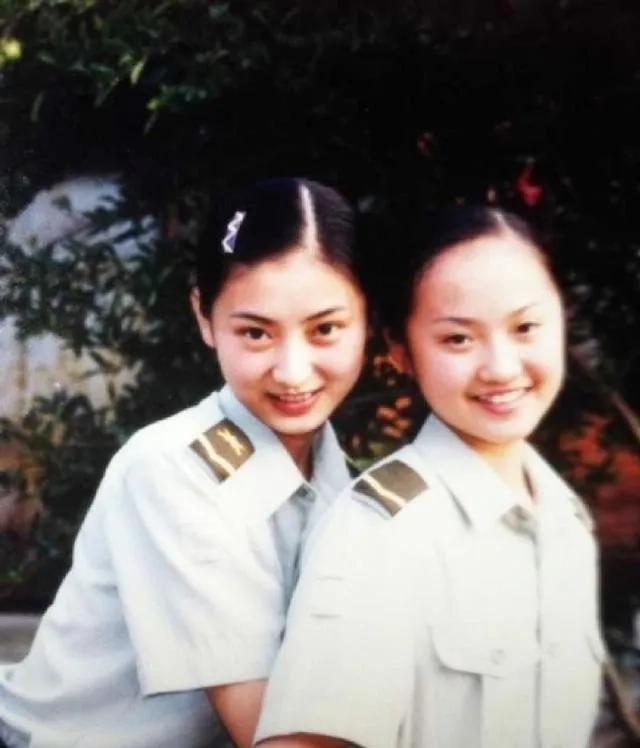 演员斓曦，吃饭路上捡来一个老公，低调幸福十年