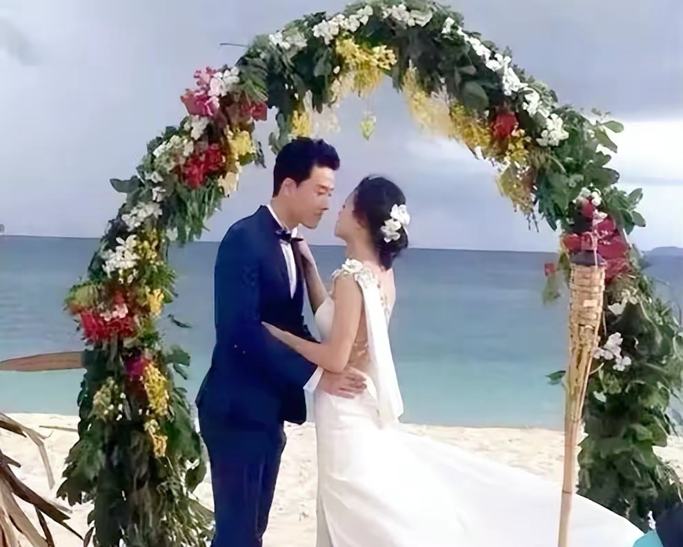 刘翔是不是假摔足球（世界冠军刘翔：我创造了亚洲的奇迹，却洗不掉人生那个“污点”）