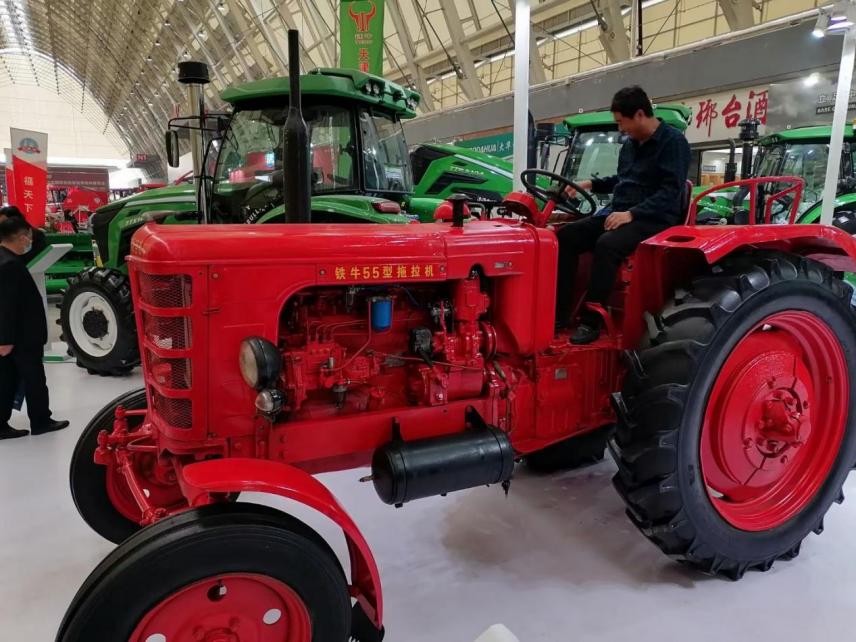 2,铁牛55拖拉机