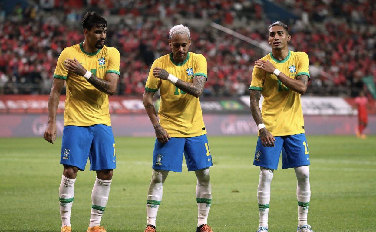 巴西足球联赛(巴西球员最新身价榜，维尼修斯1.2亿领衔，内马尔仅剩7000万！