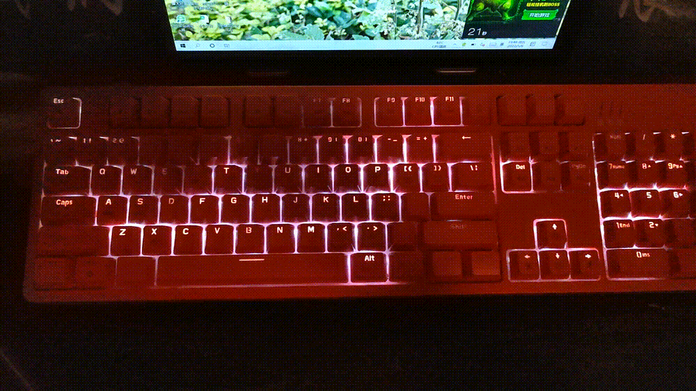 斗鱼DKW150兼顾游戏办公，一款能够根据自己需求自定义的黑轴键盘