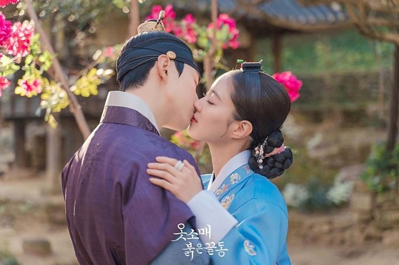 李俊昊煮了12年红了。韩国网络“偶像转换演员”的代表作