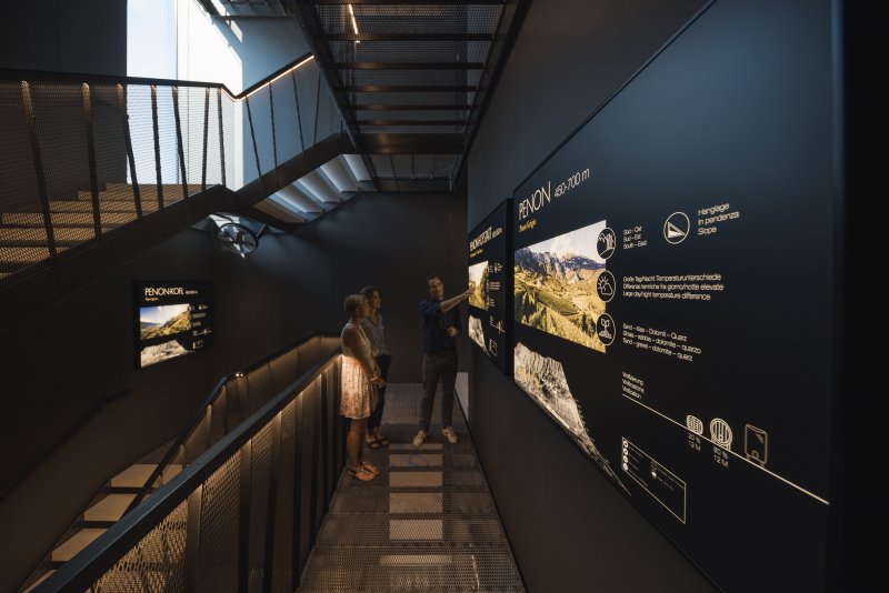 帮助酒香走出酒巷的酒庄建筑